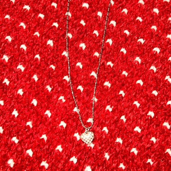 ❤️Heart Necklace❤️ - Picture 4 of 7